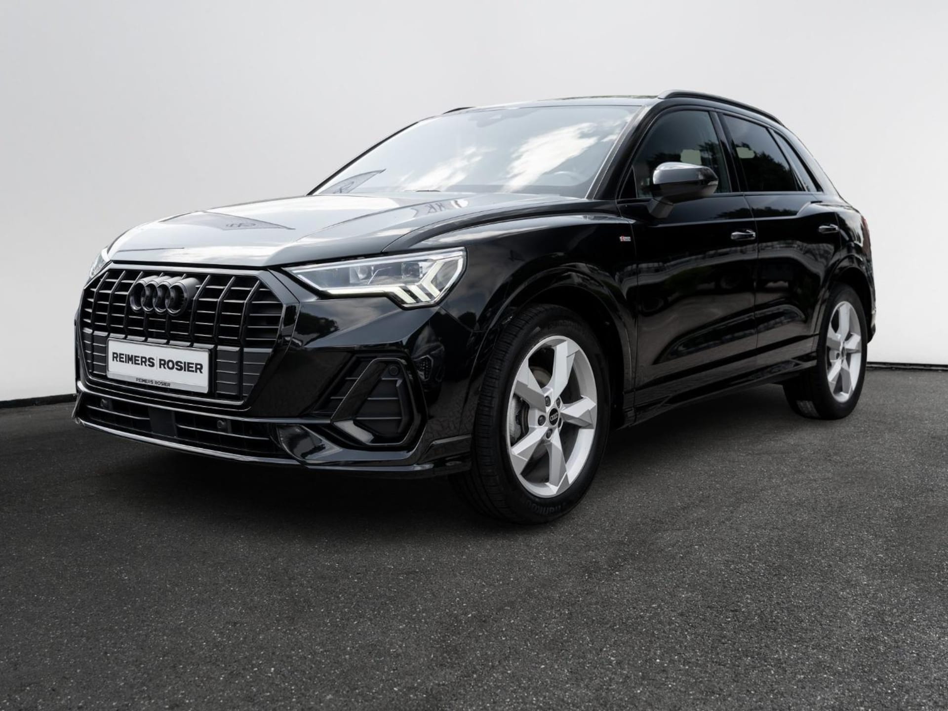 Audi Q3 SUV S line