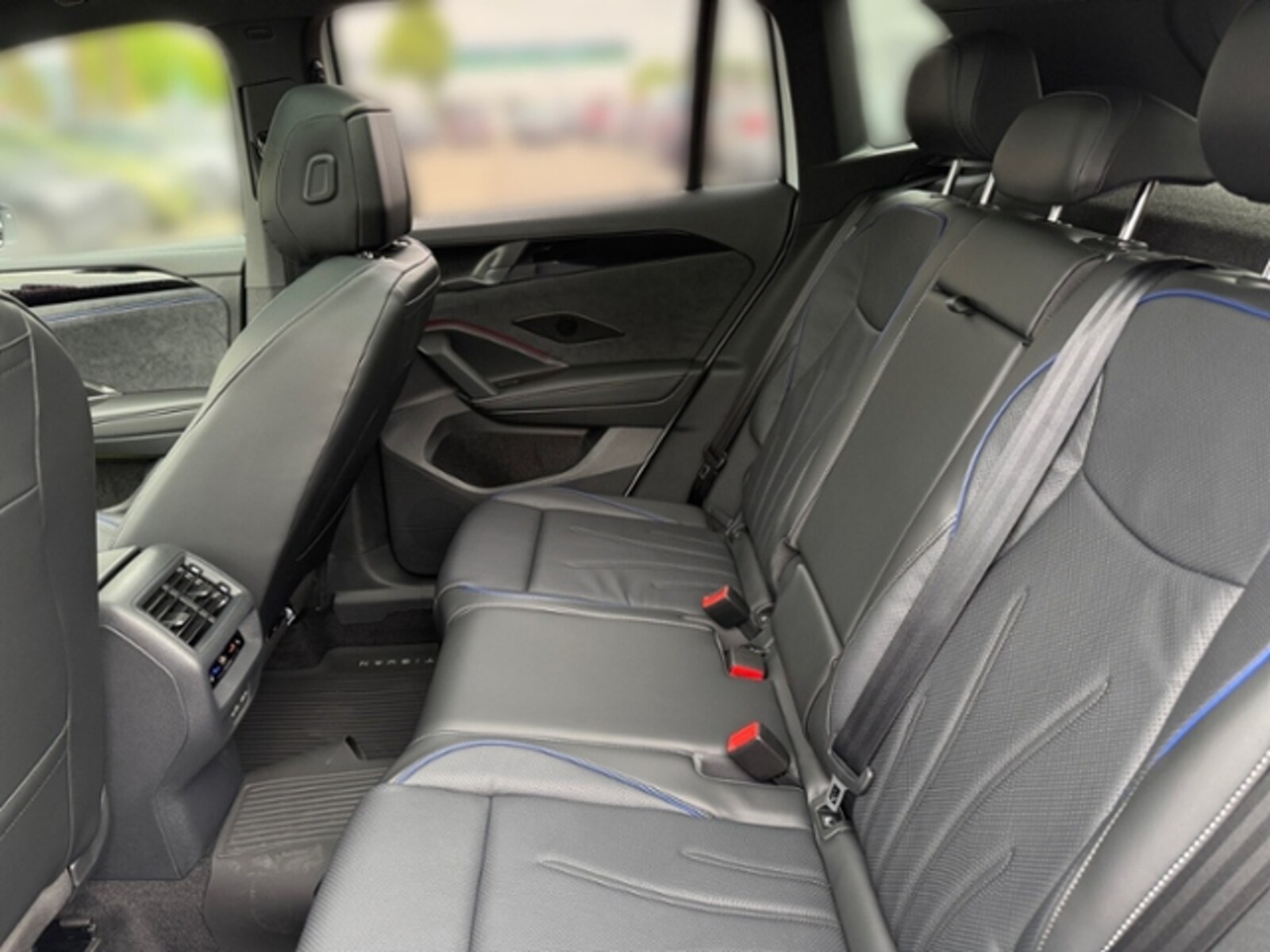 Volkswagen Tiguan – Bild 15