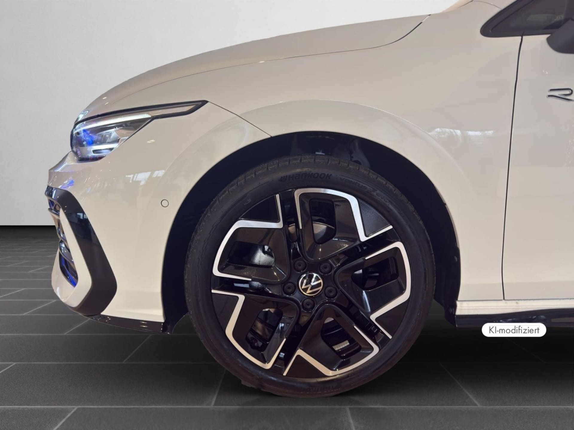 Volkswagen Golf R-Line