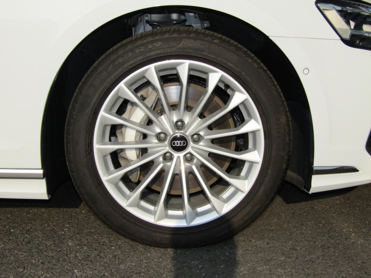 Image about Audi A8 55 TFSI quattro 250(340) kW(PS) tiptronic