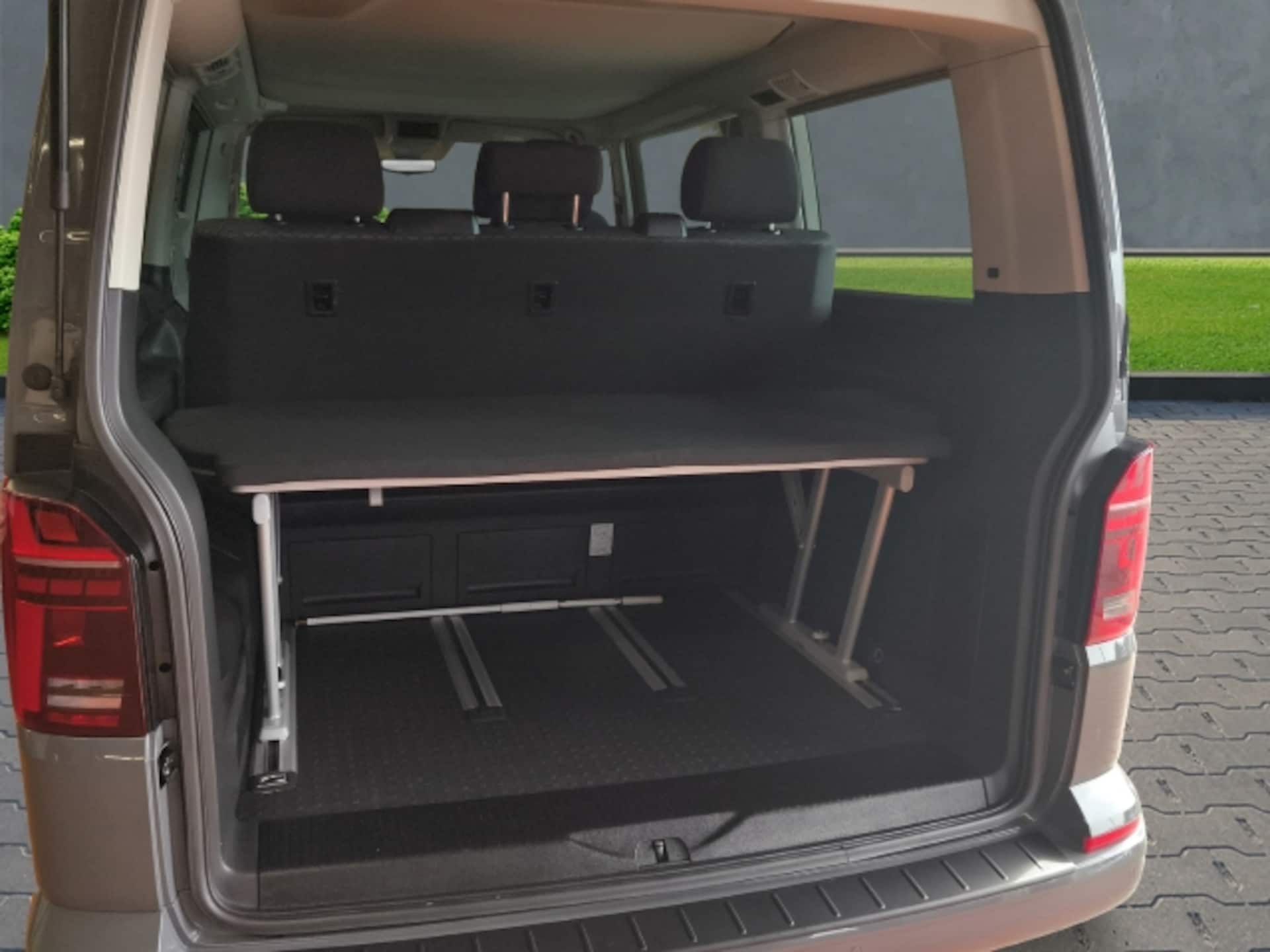 Volkswagen T6.1 California Beach