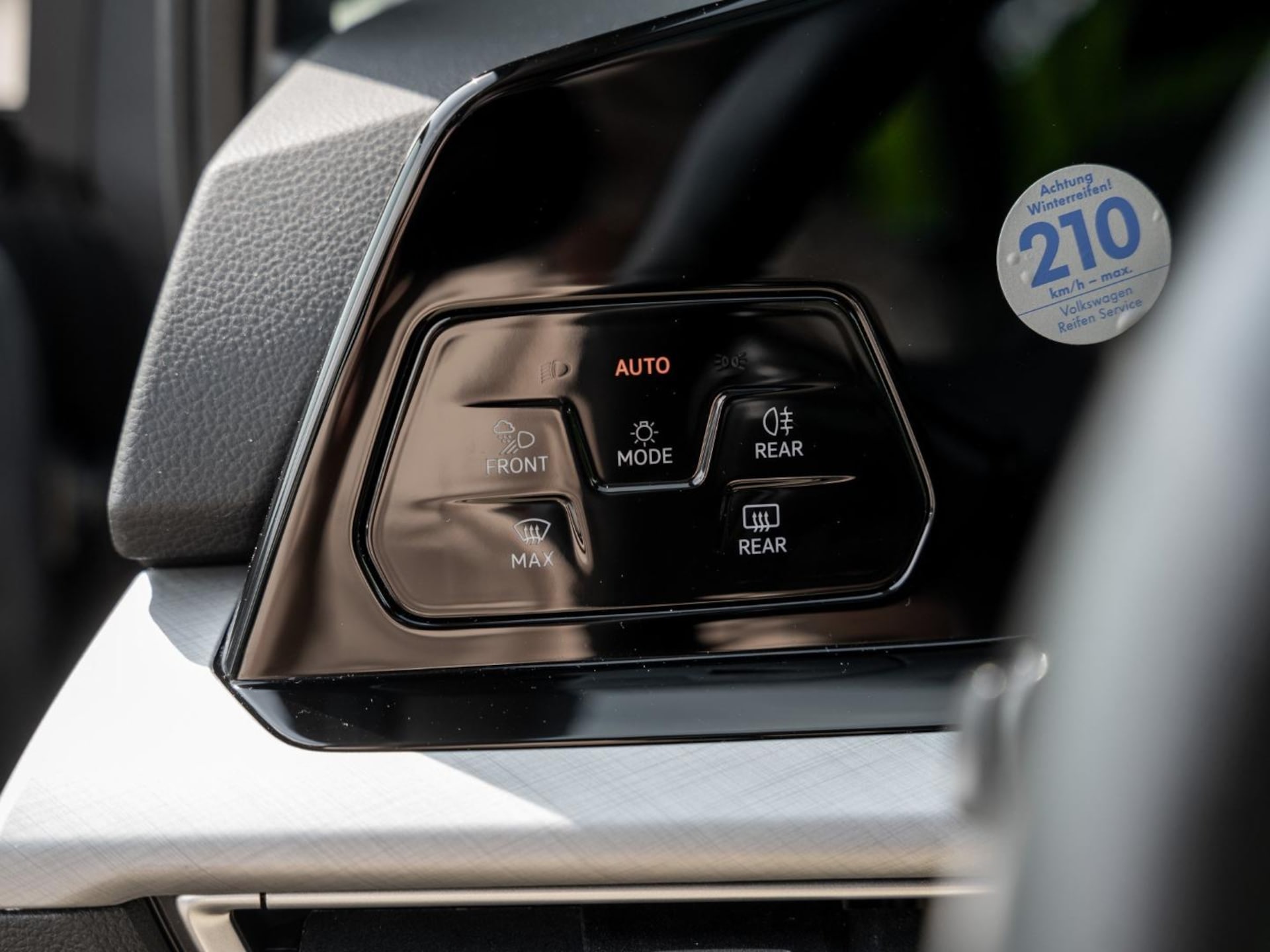 Volkswagen Golf Variant Life