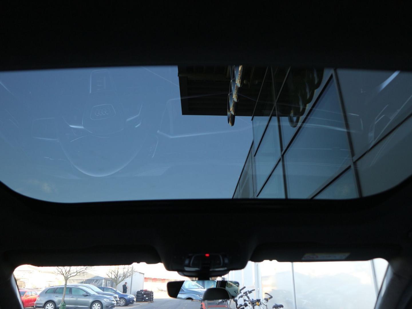Image about Audi RS 6 Avant performance quattro tiptronic
