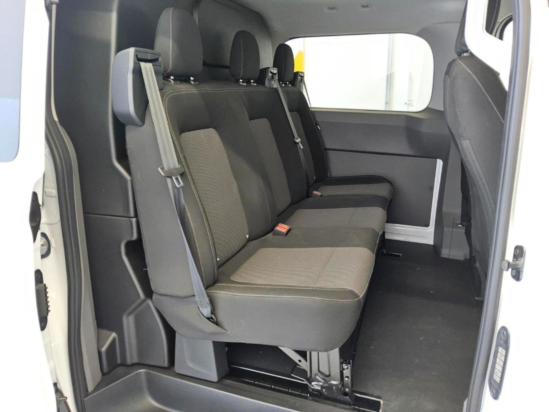 Volkswagen Transporter Kasten langer Radstand Plus