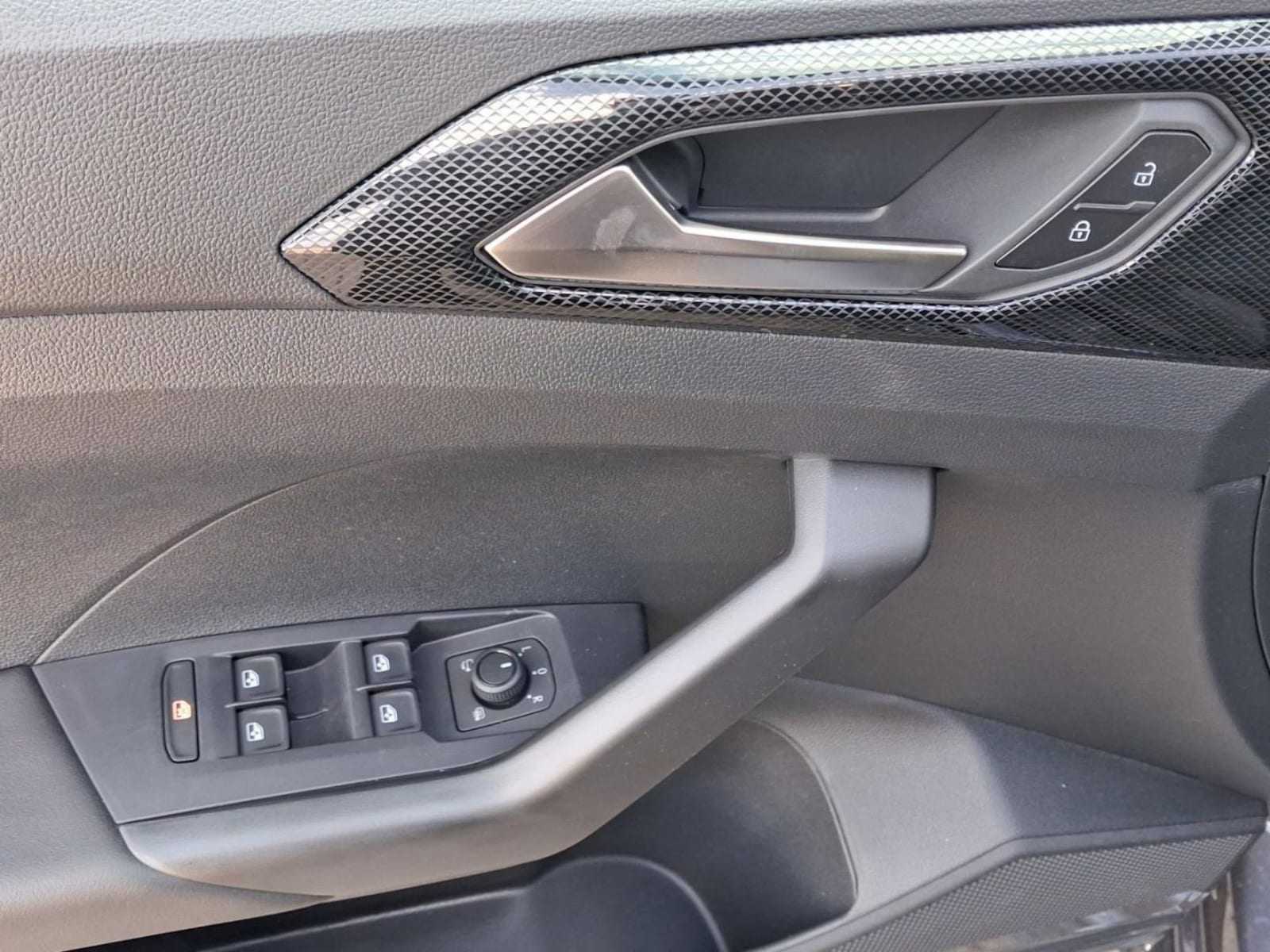 Volkswagen T-Cross – Bild 8