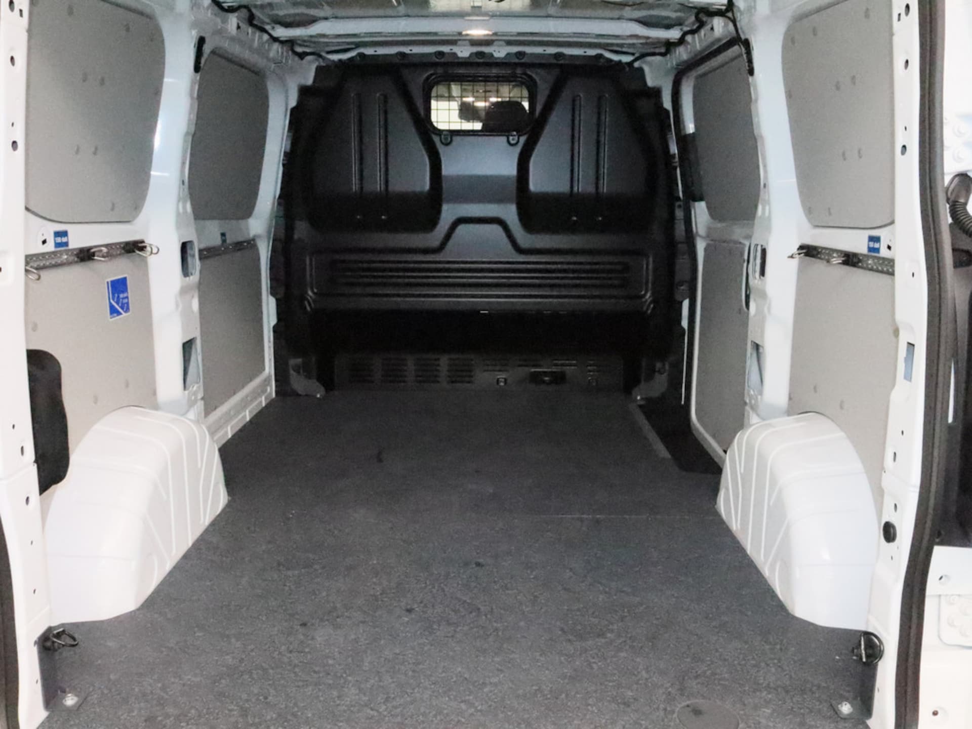 Volkswagen Transporter Kasten kurzer Radstand