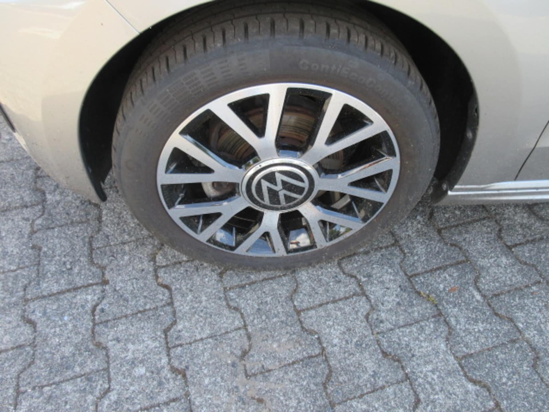 Volkswagen e-up! Style "Plus"