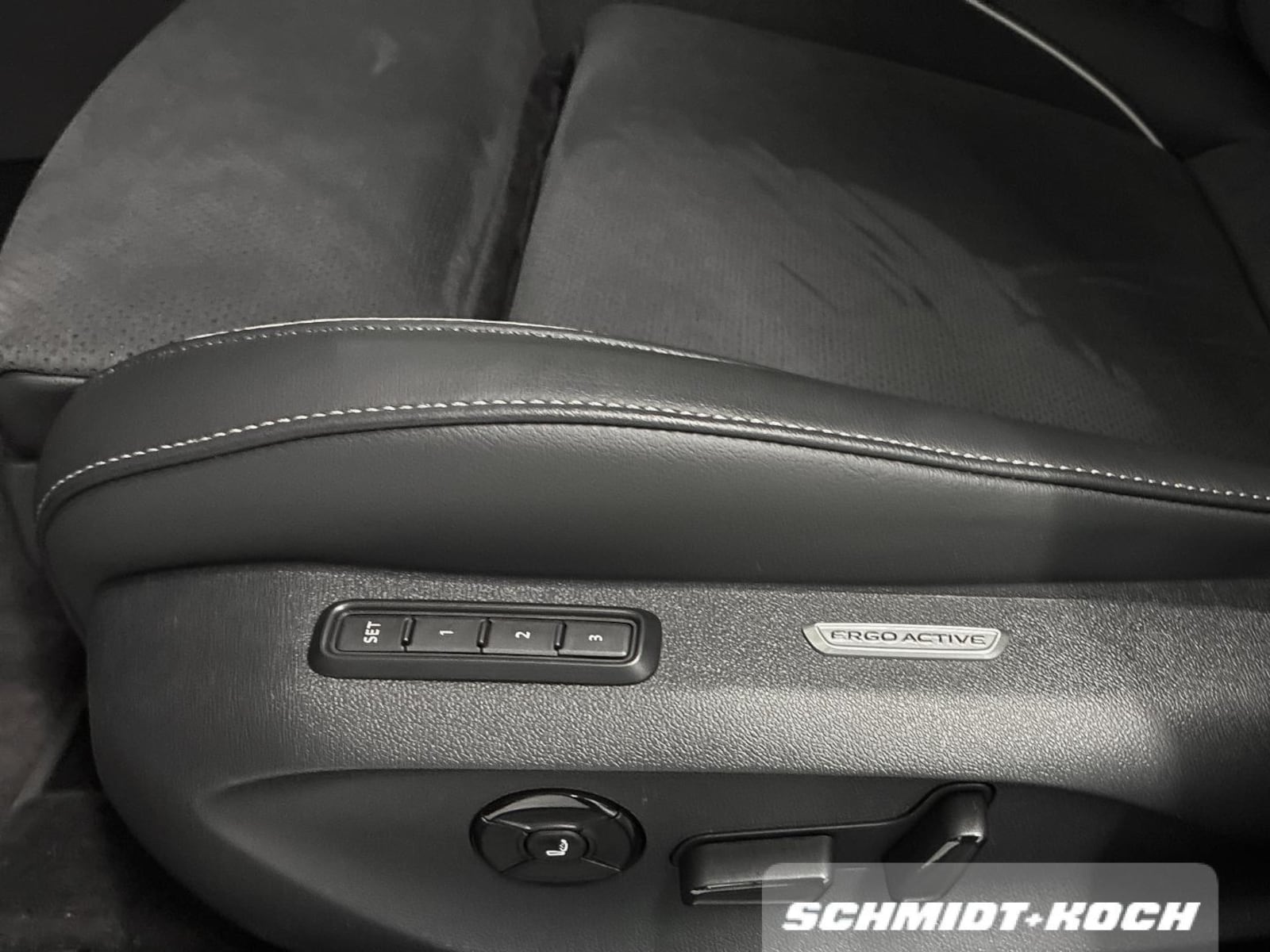 Volkswagen Passat – Bild 14