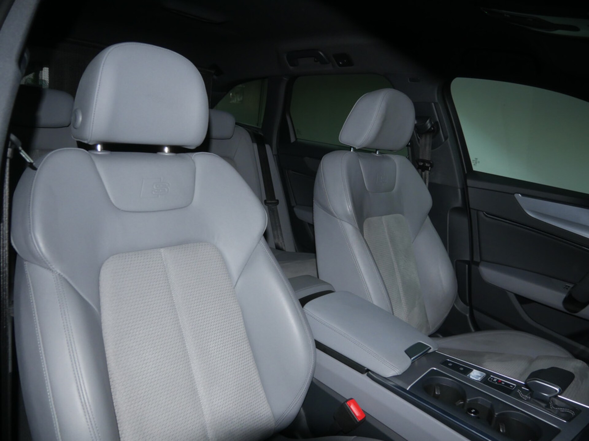 Audi S6 Avant