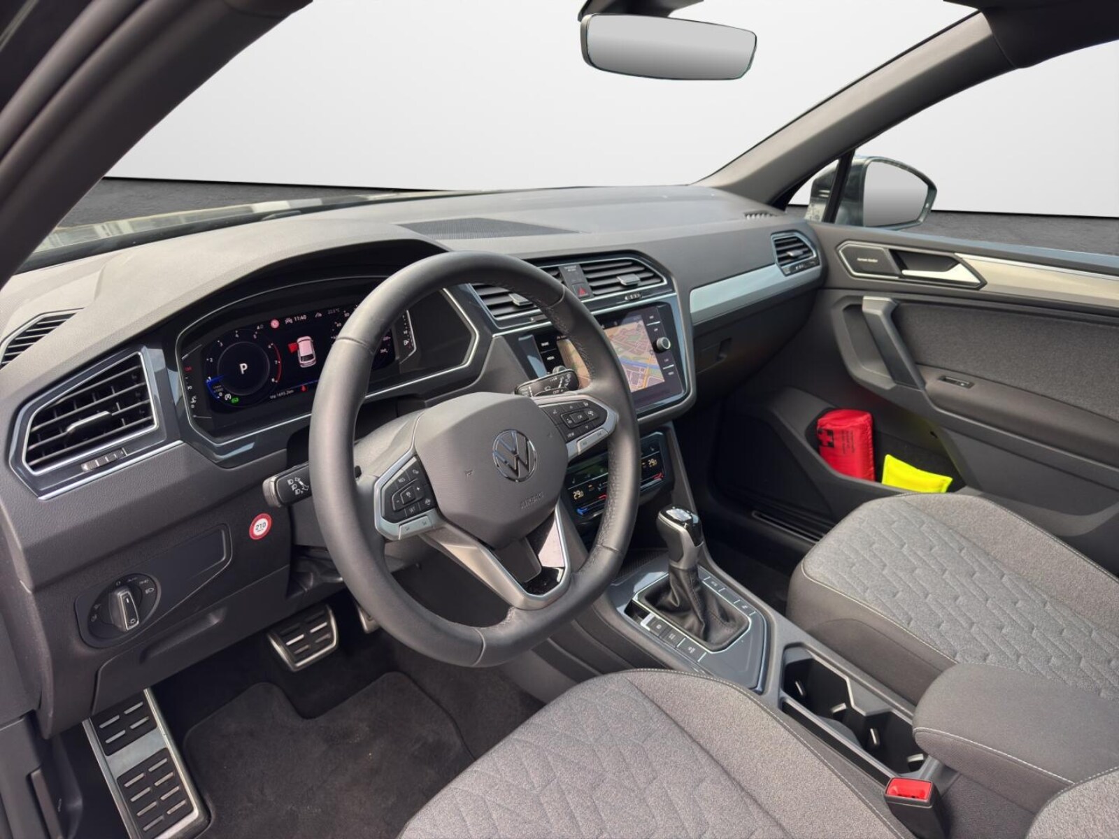 Volkswagen Tiguan – Bild 8