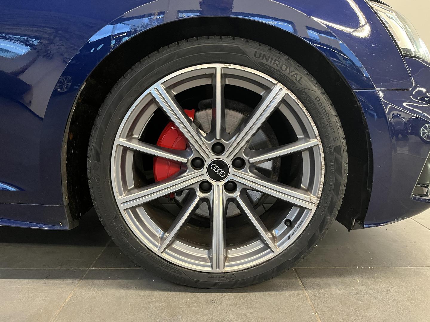 Image about Audi A5 Sportback Avus 40 TDI quattro 150 kW (204 ch) S tronic