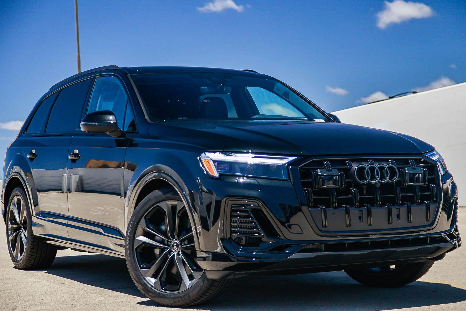 2026 Audi Q7 55 Premium Plus quattro Tiptronic's photo