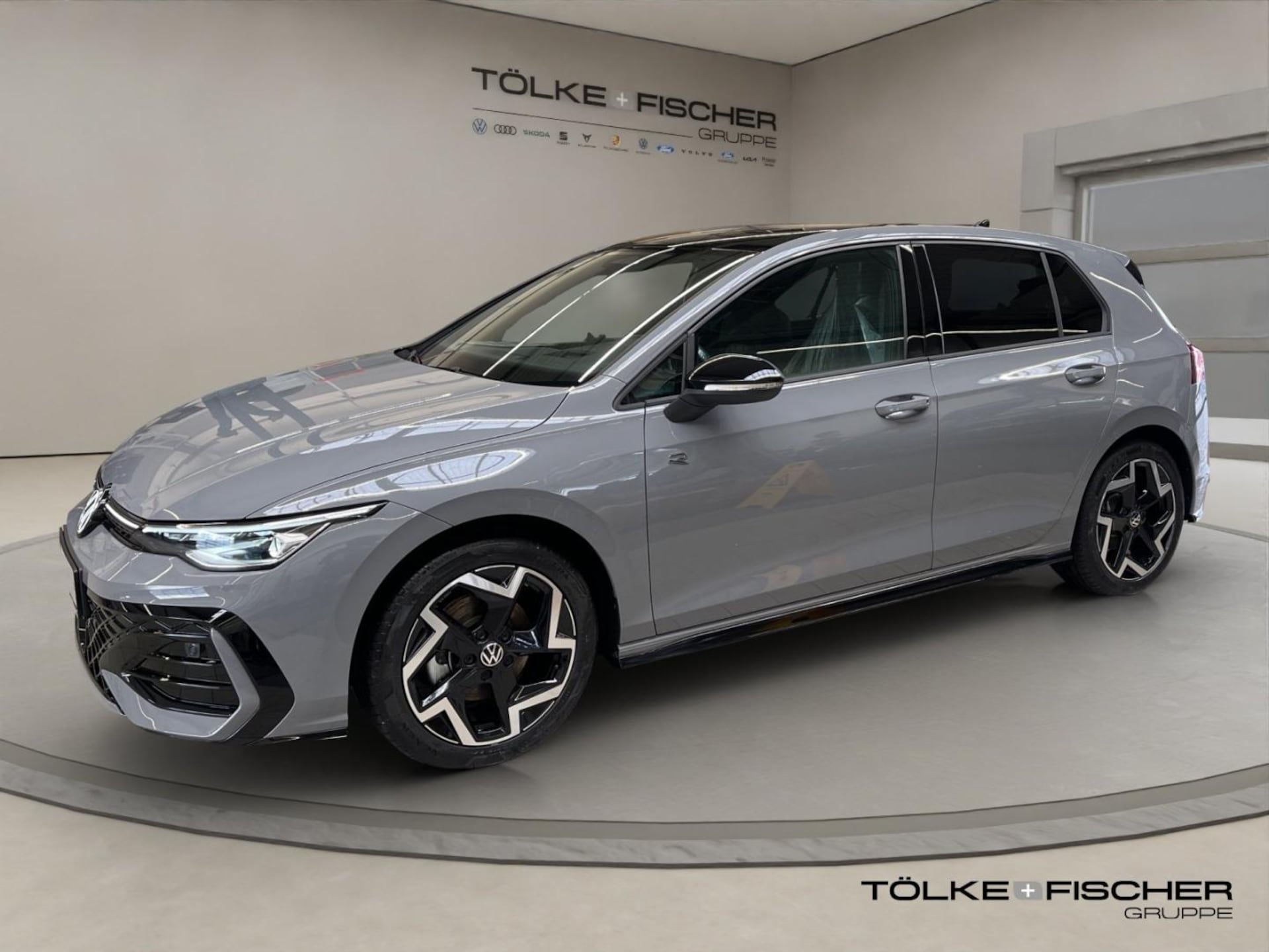 Volkswagen Golf R-Line