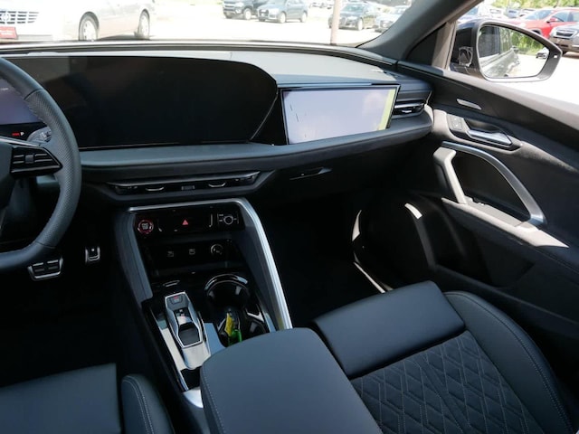 2026 Audi SQ5 Premium Plus - Photo 12