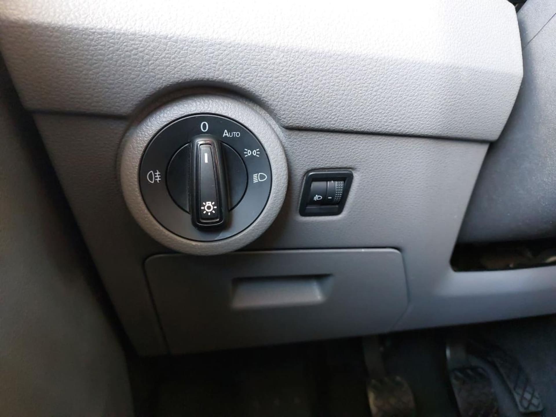 Volkswagen T6.1 Transporter Kombi kurzer Radstand