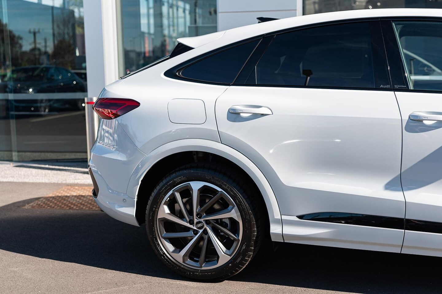 Image about Audi Q5 Sportback TFSI 150 kW