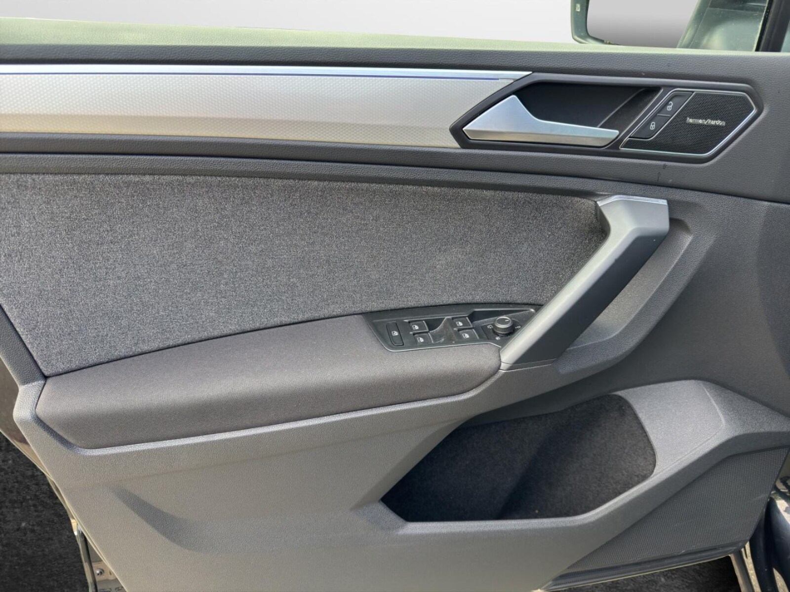 Volkswagen Tiguan – Bild 7