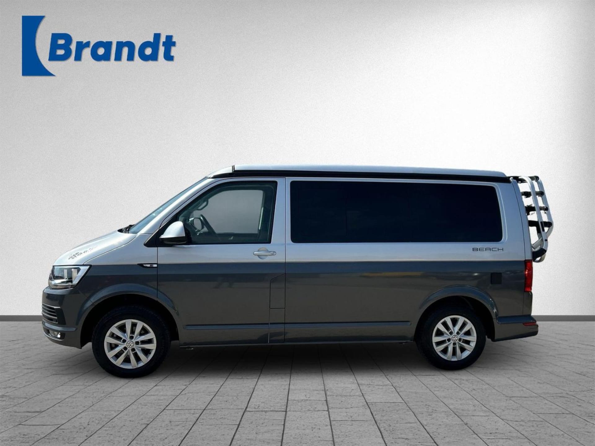 Volkswagen T6 California Beach