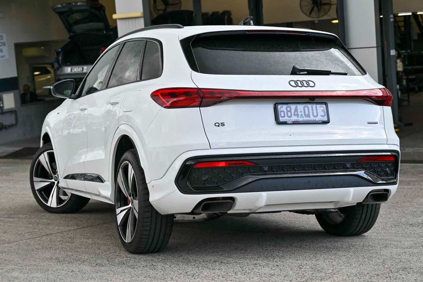 Image about Audi Q5 SUV e-hybrid quattro S tronic