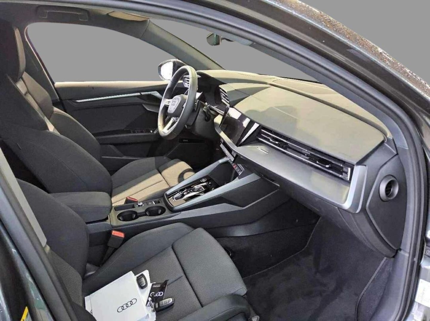 Bild über Audi A3 Sportback S line 35 TFSI S tronic - für weitere Informationen kontaktieren Sie den Audi Partner