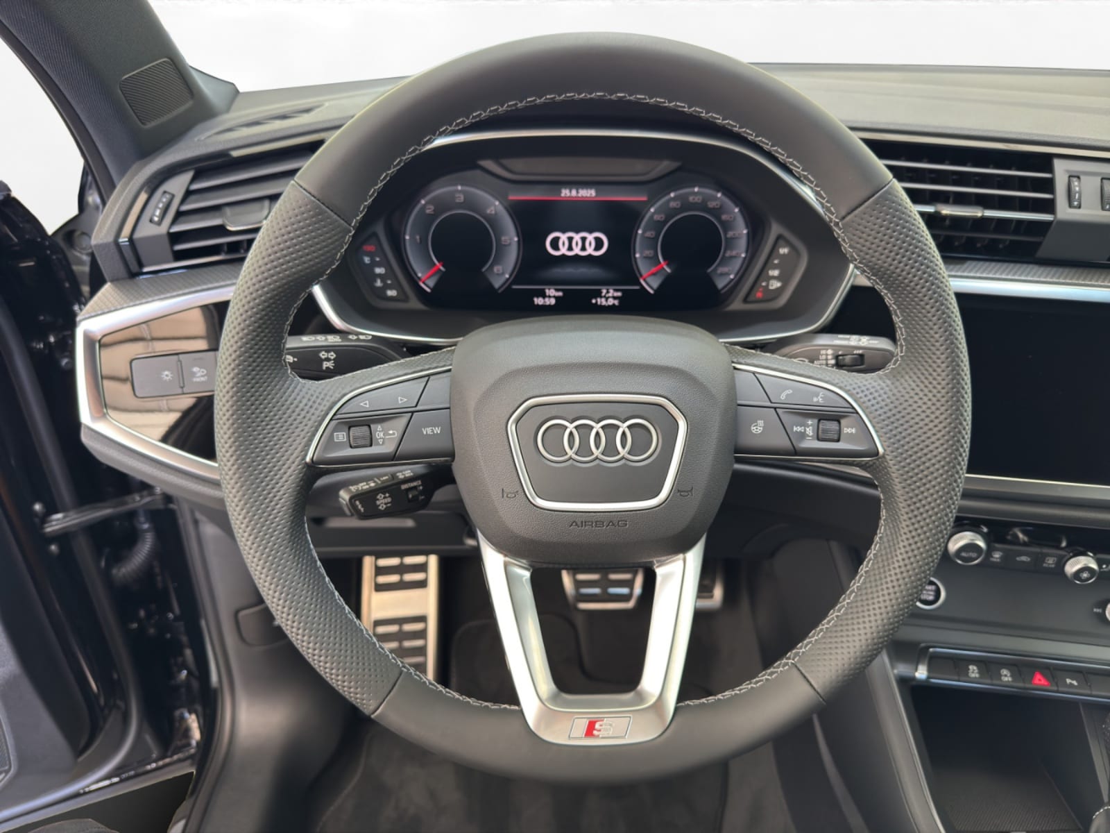Audi Q3 – Bild 9