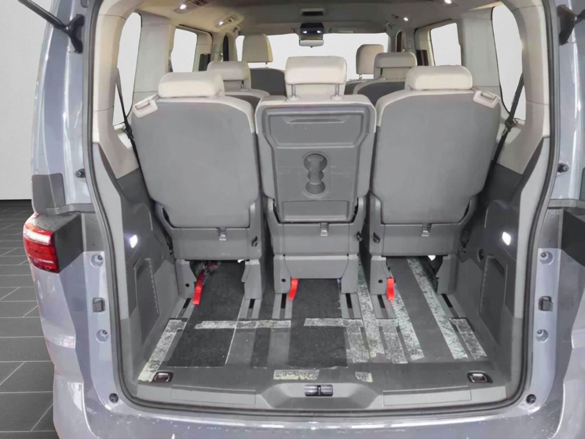 Volkswagen Multivan Basis-Modell