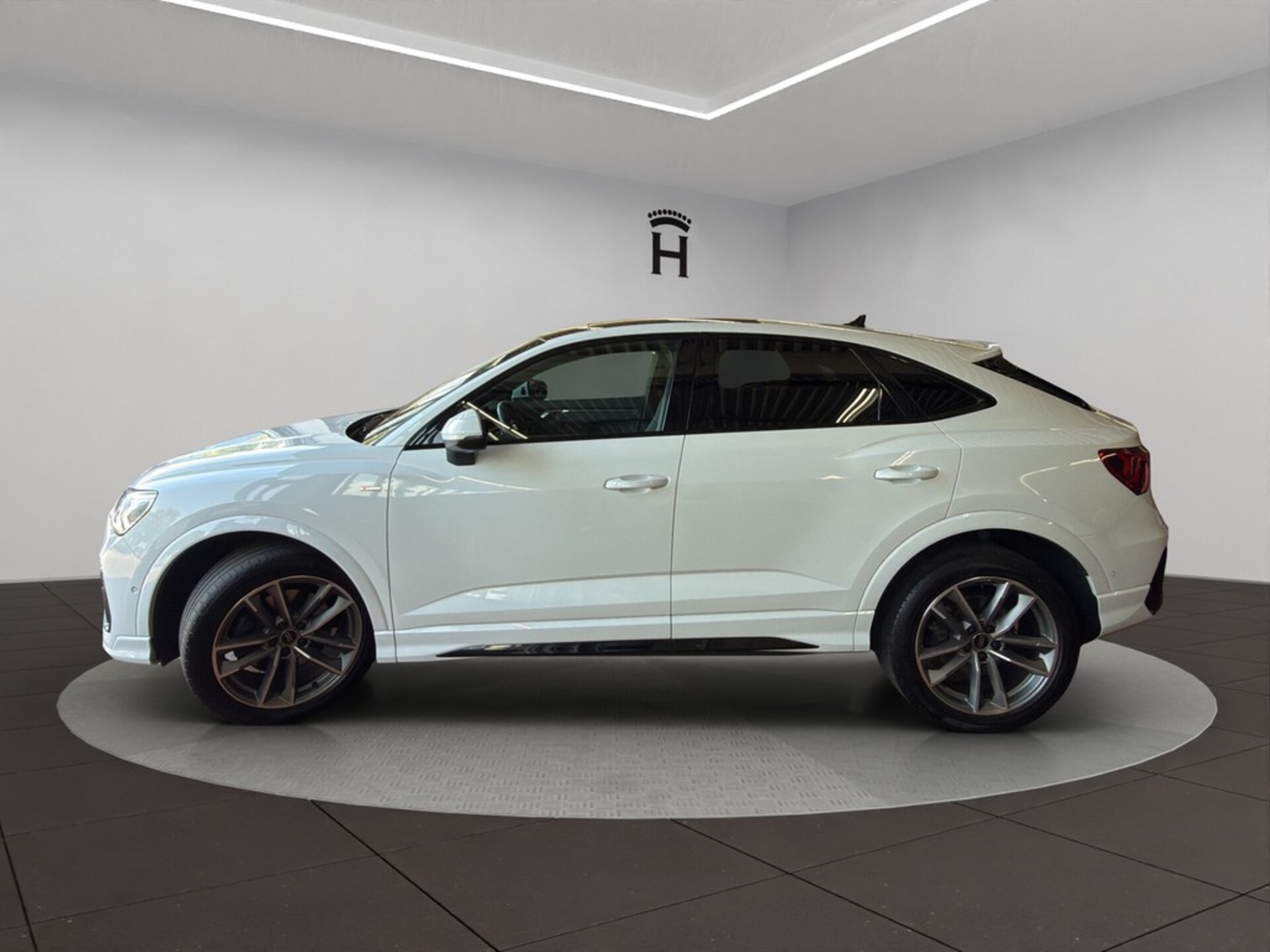 Audi Q3 Sportback S line