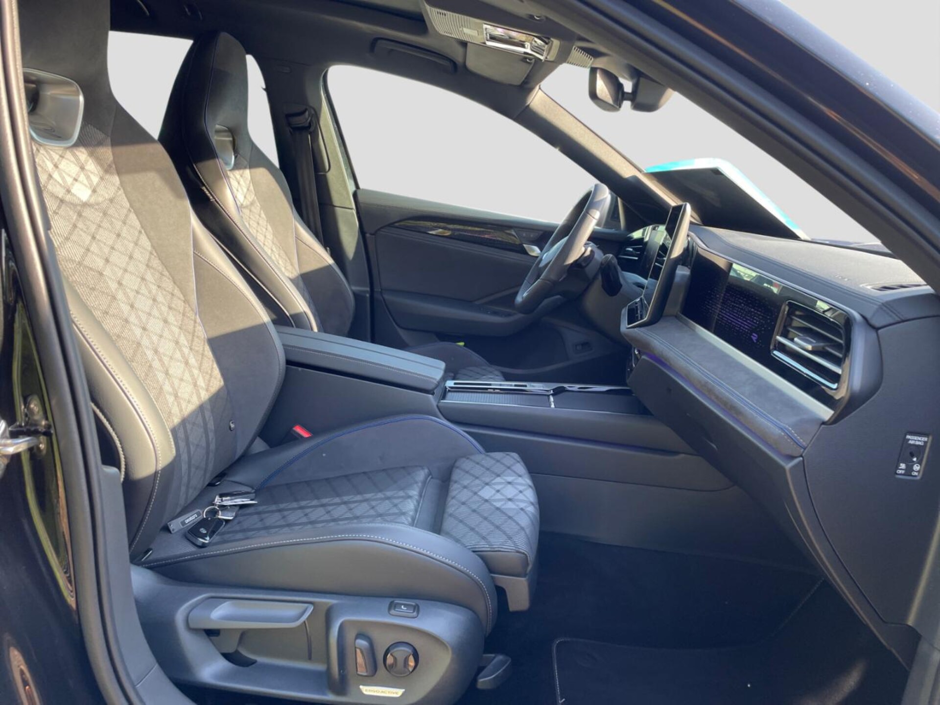 Volkswagen Passat R-Line