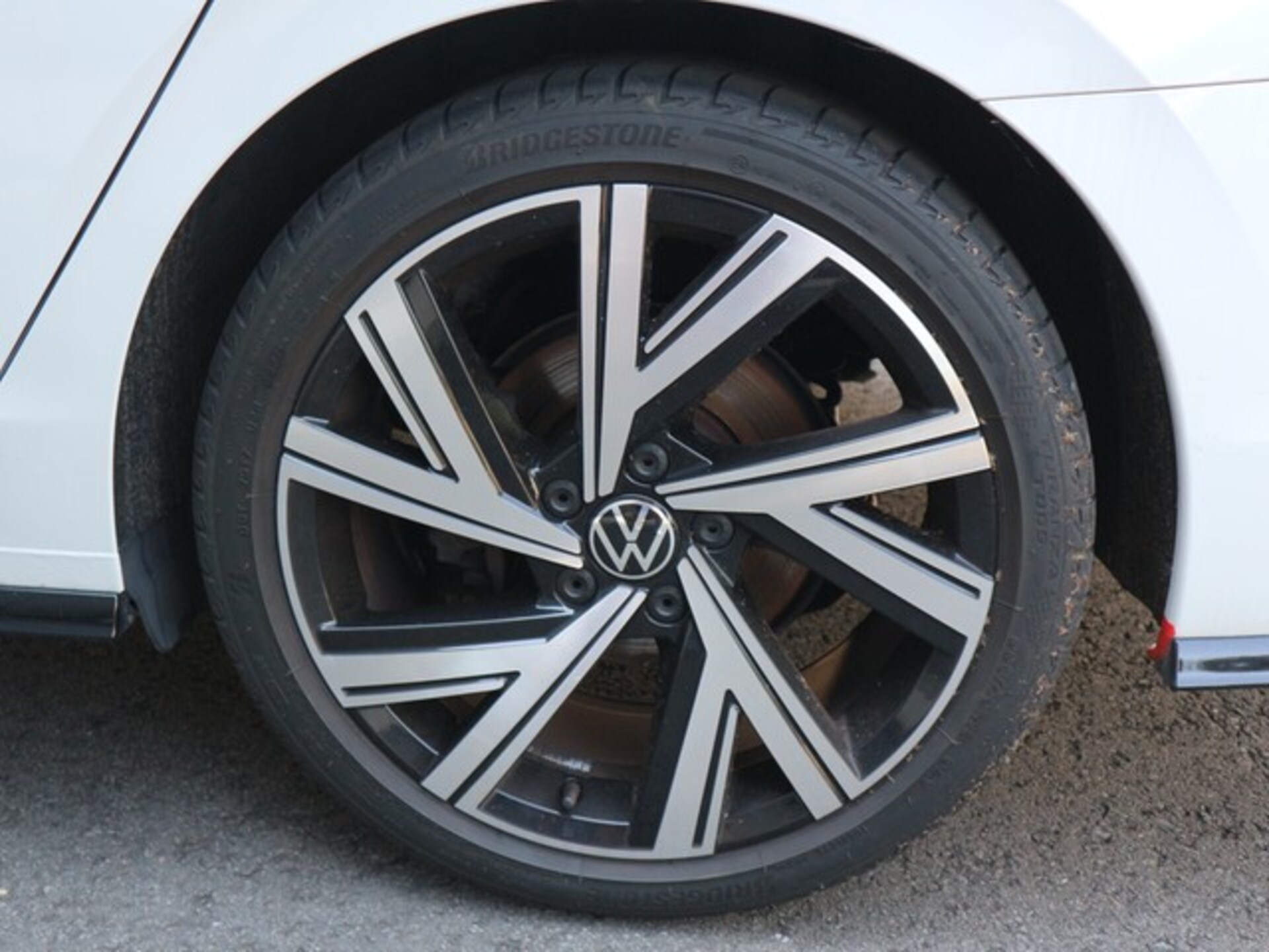 Volkswagen Golf Variant R-Line