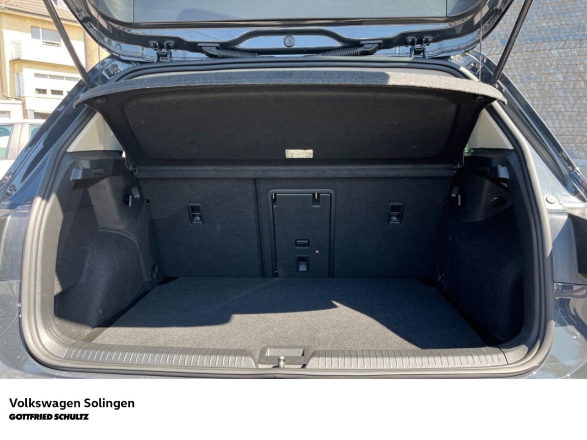 Volkswagen Golf Active