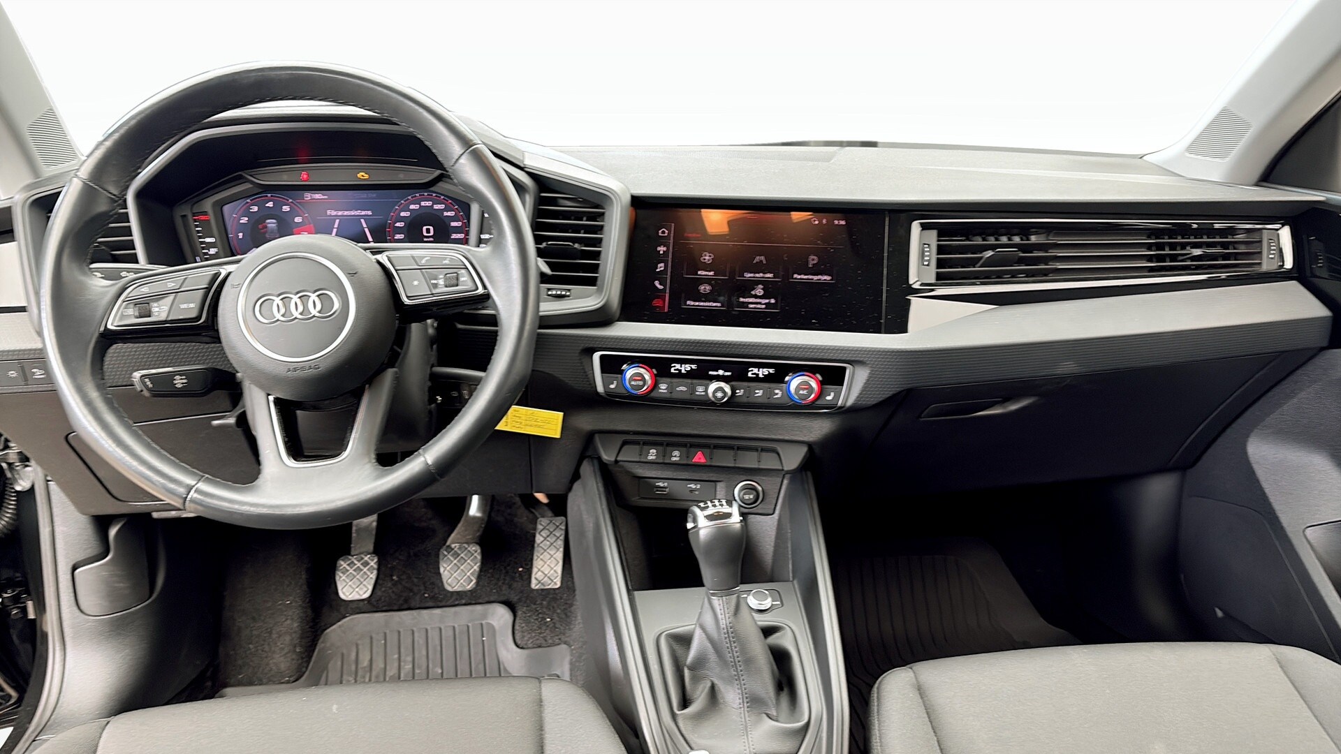 Bild som visar&nbsp;Audi A1 Sportback&nbsp;A1 Sportback 30 TFSI Proline 110 hk 6-växlad - för mer information kontakta din Audi Partner