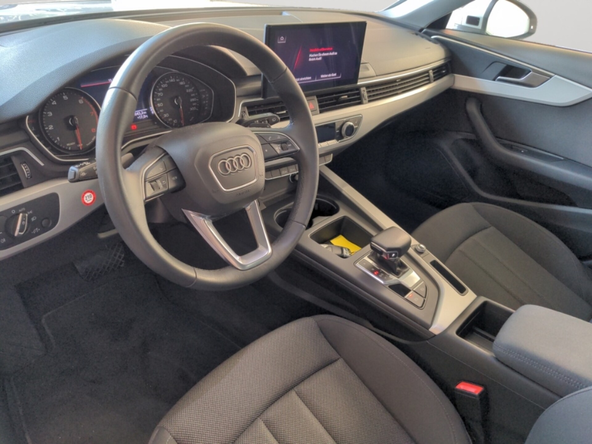 Audi A4 Avant Advanced