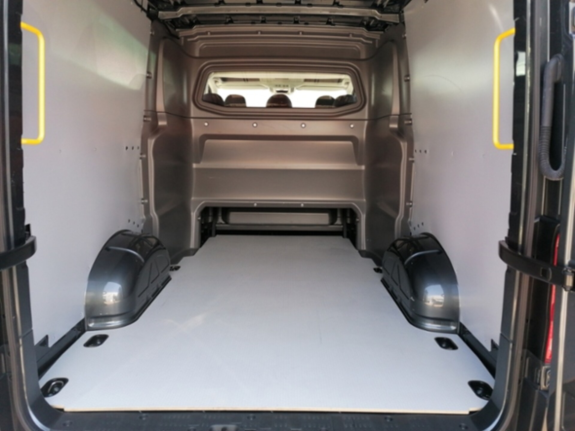 Volkswagen Crafter Kasten mittlerer Radstand