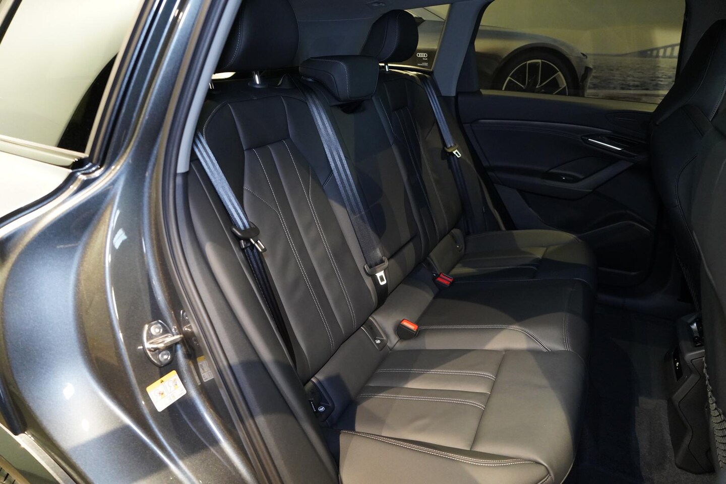 Image about Audi Q6 SUV e-tron e-tron
