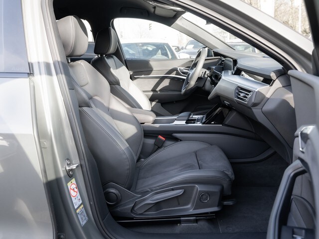Image about Audi Q8 e-tron advanced 55 e-tron quattro