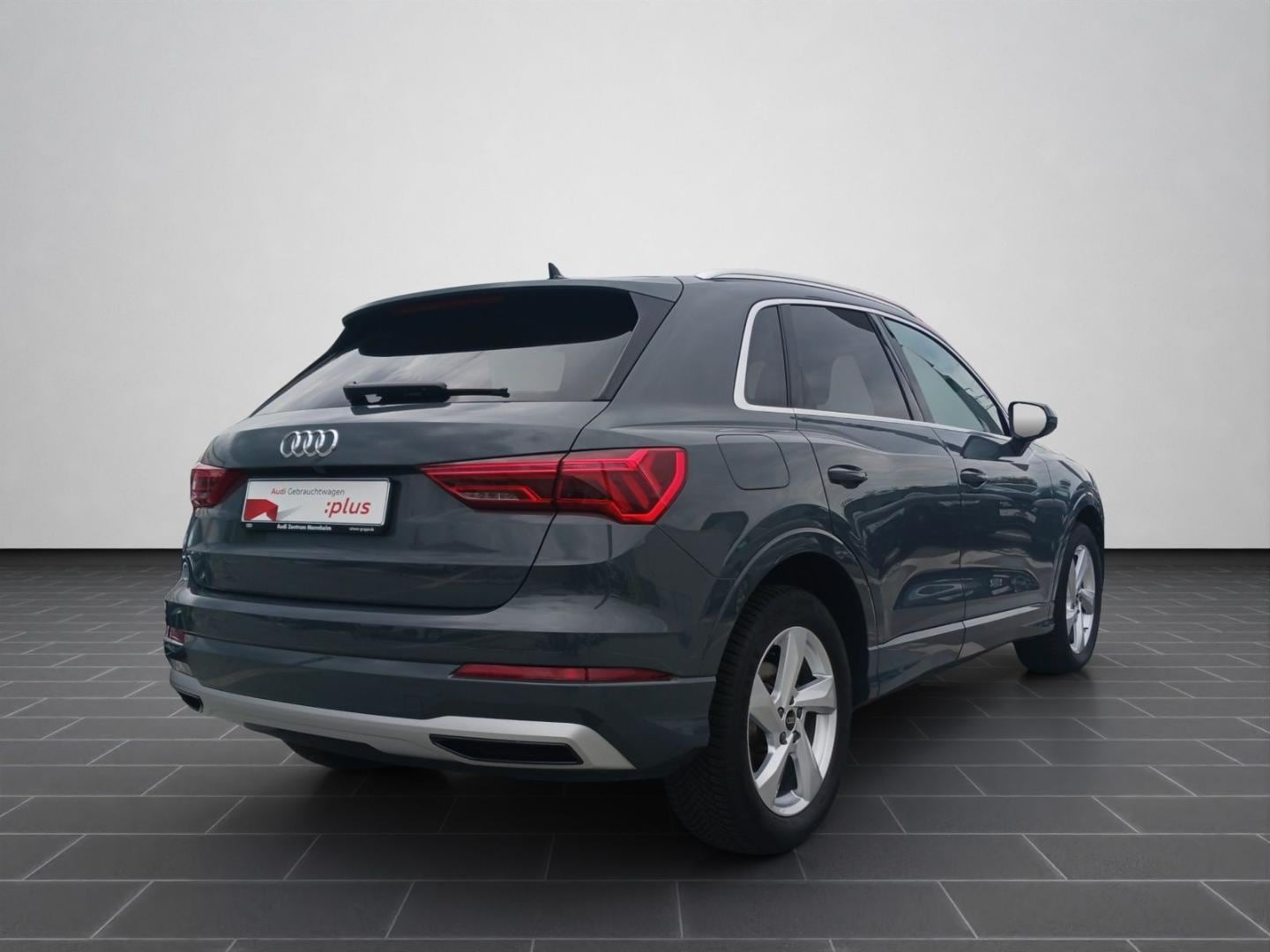 Bild über Audi Q3 advanced 35 TFSI S tronic - für weitere Informationen kontaktieren Sie den Audi Partner
