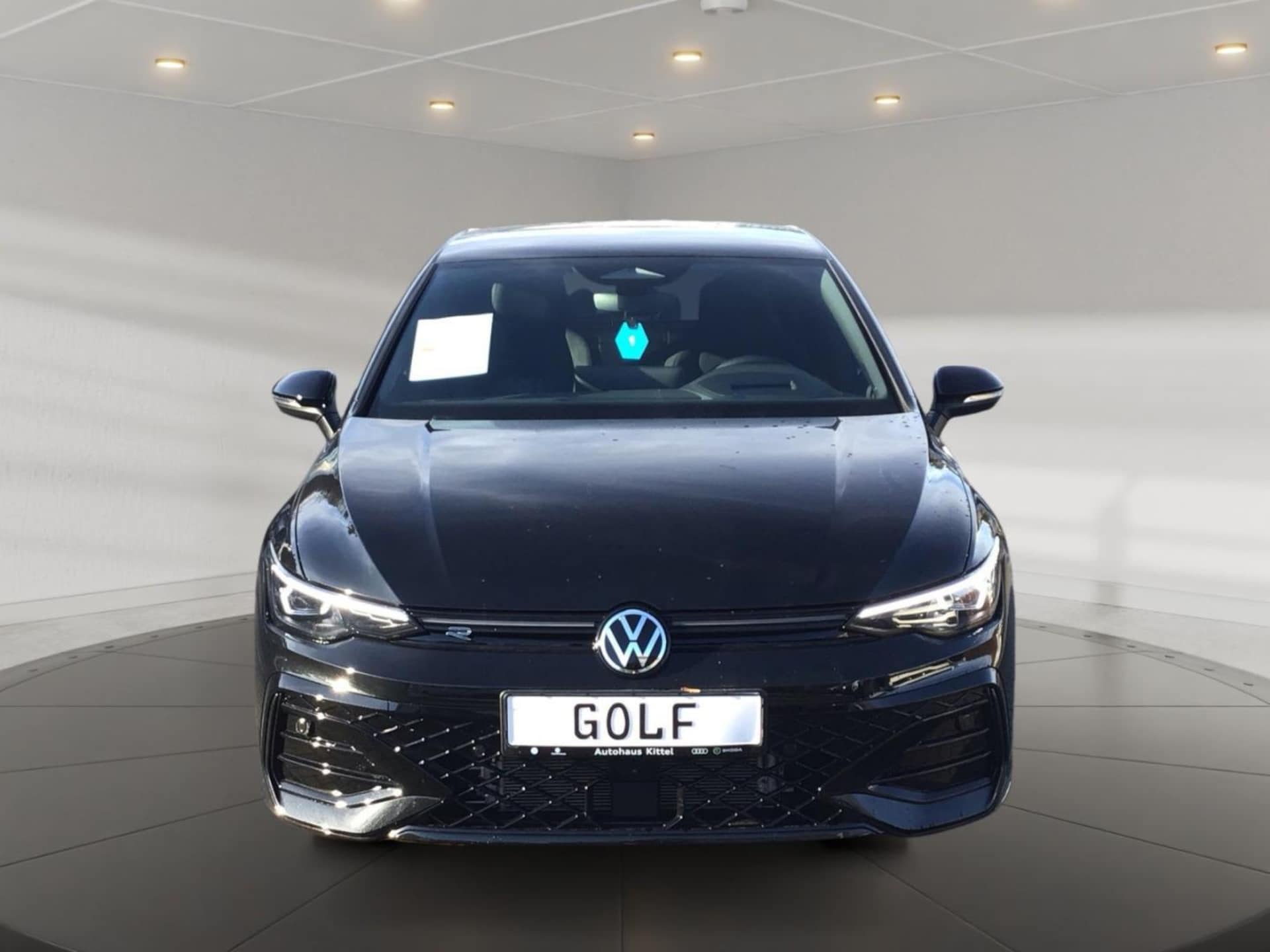 Volkswagen Golf R-Line