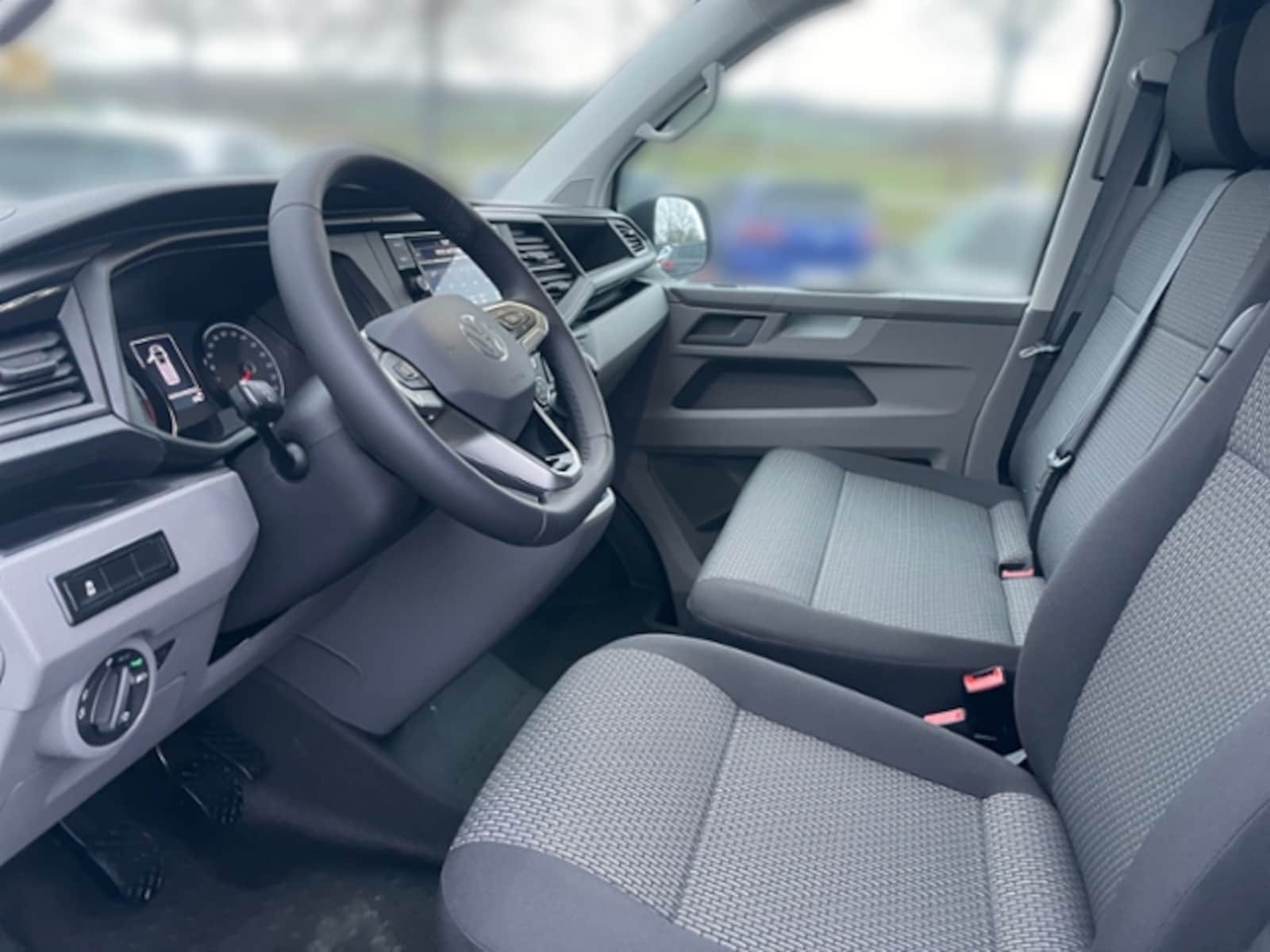 Volkswagen T6.1 Transporter Kasten langer Radstand – Bild 10