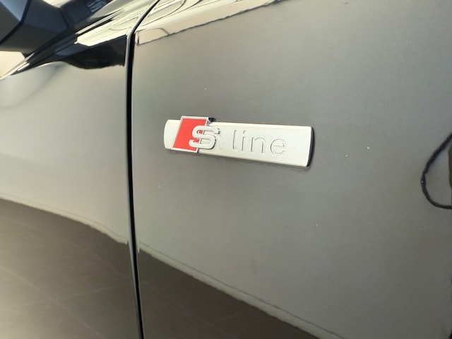 Audi Q3 Sportback 35 TDI quattro S line110(150)kW(PS)S tronic for more details contact your dealer