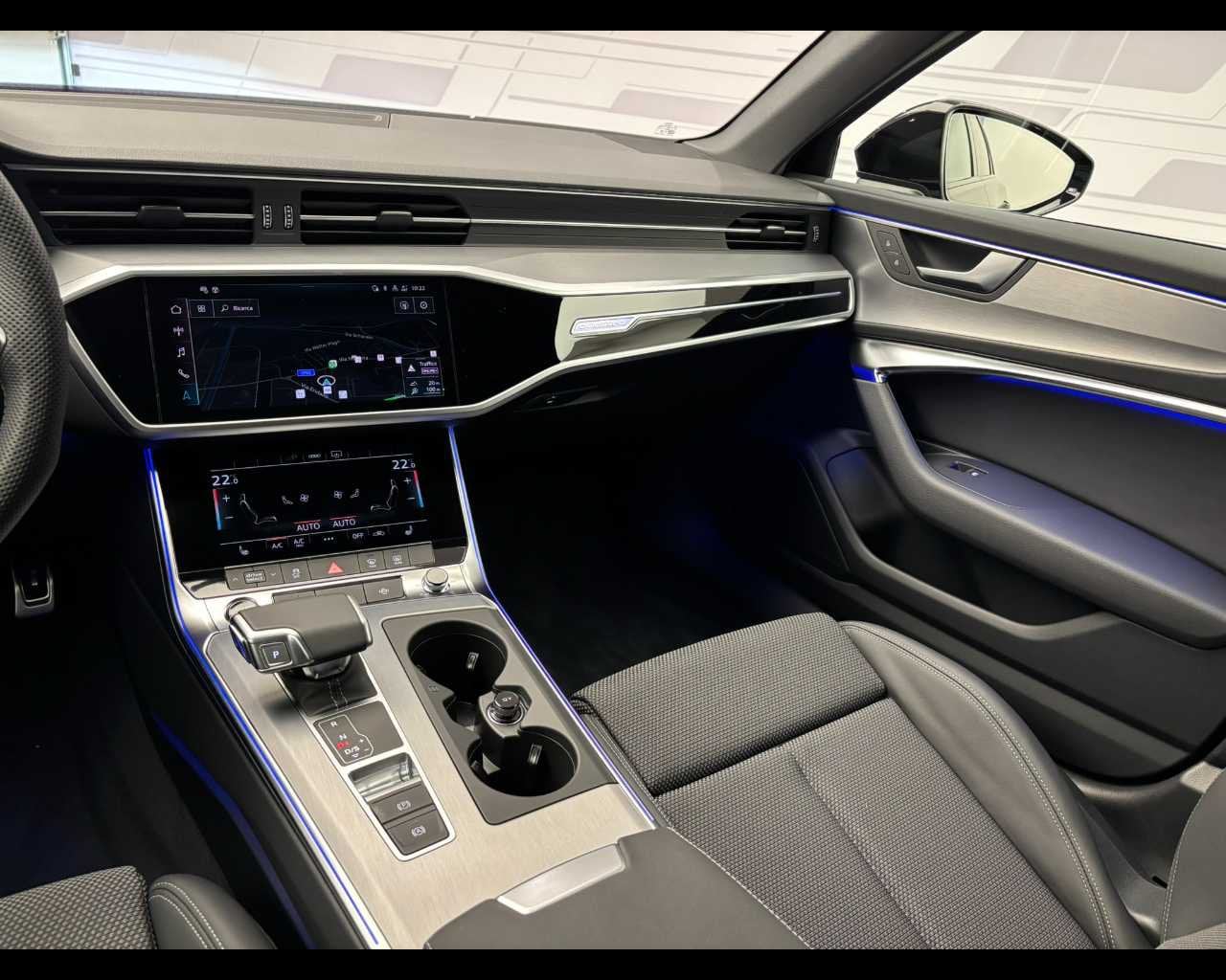 Immagine di Audi A6 Avant TFSI e S line edition 50 TFSI e quattro 220 kW (299 CV) S tronic - Vista: for more details contact your dealer