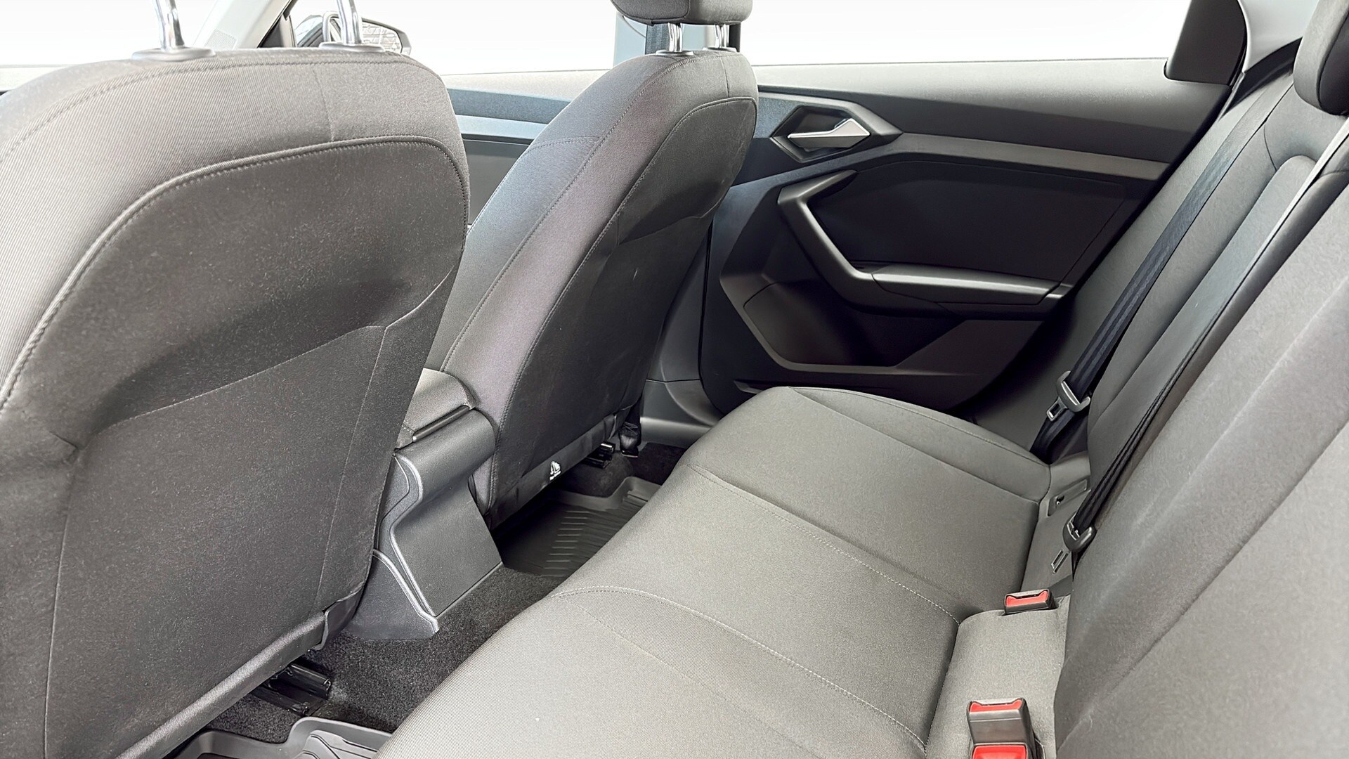 Bild som visar&nbsp;Audi A1 Sportback&nbsp;A1 Sportback 30 TFSI Proline 110 hk 6-växlad - för mer information kontakta din Audi Partner