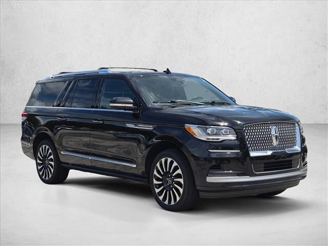 2022 Lincoln Navigator