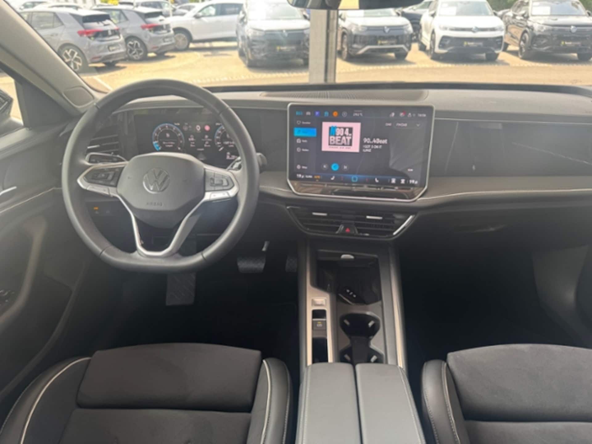 Volkswagen Passat Business