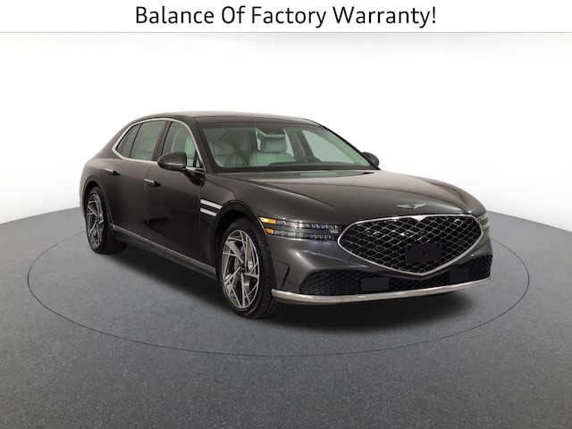 2023 Genesis G90