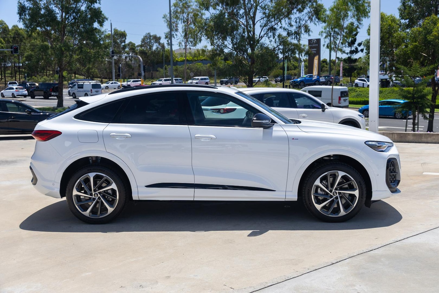 Image about Audi Q5 Sportback TDI quattro 150 kW sport