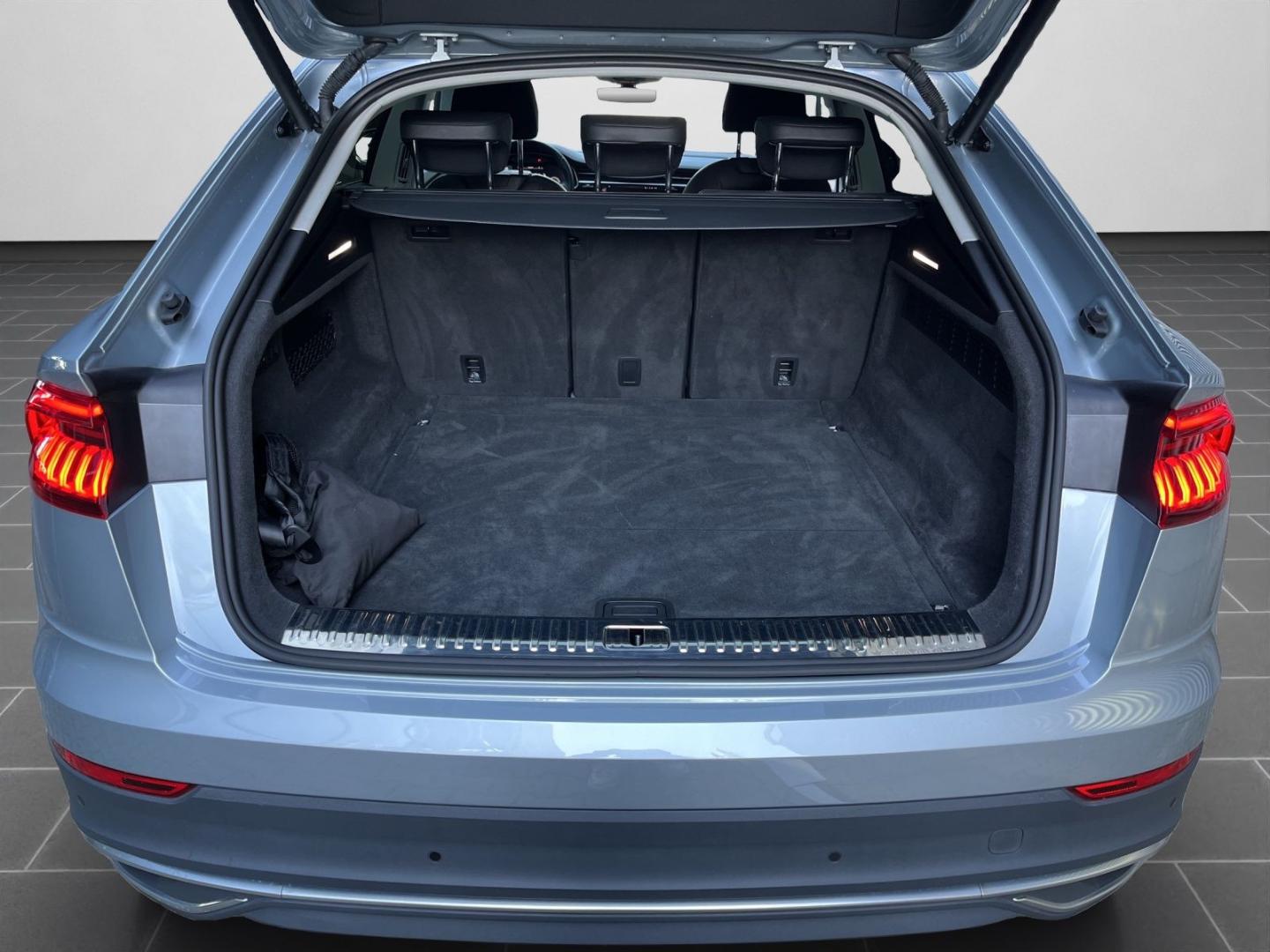 Image about Audi Q8 55 TFSI quattro tiptronic