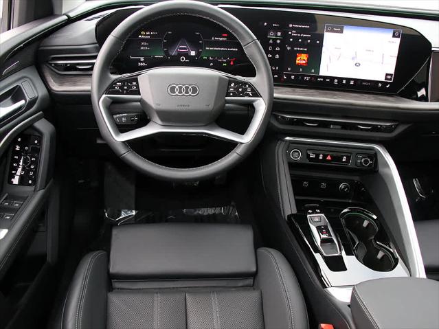 2025 AUDI Q5 - Image 16