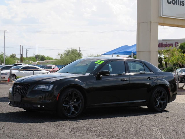 2023 Chrysler 300