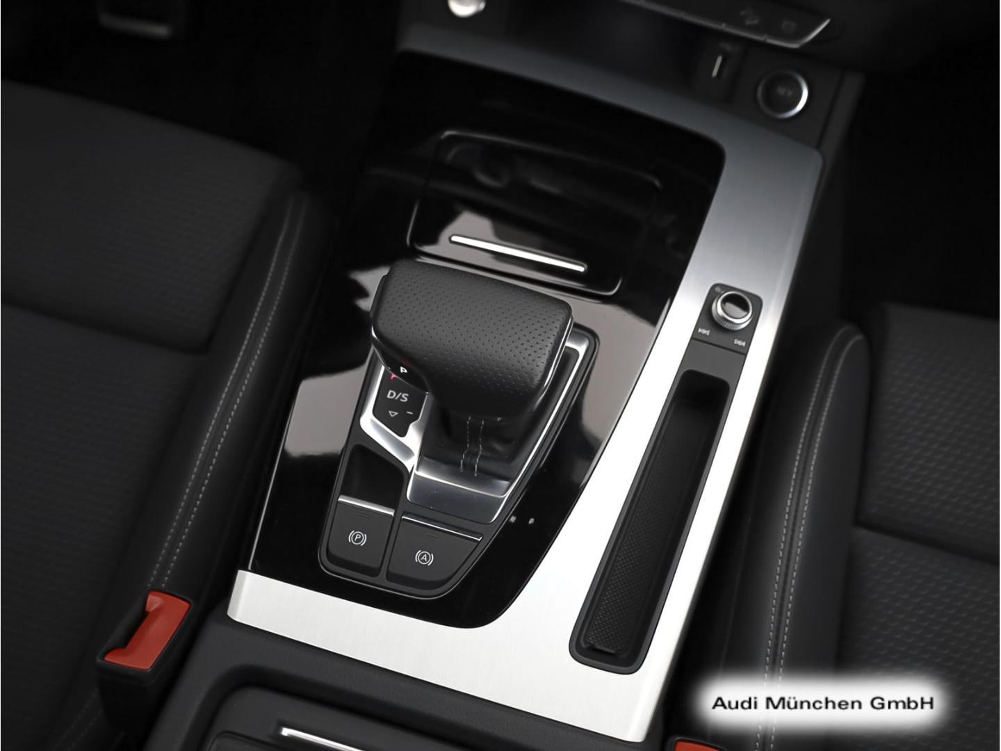 Bild über Audi Q5 40 TDI quattro S tronic - für weitere Informationen kontaktieren Sie den Audi Partner