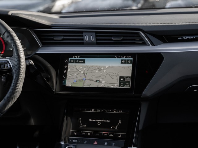 Image about Audi Q8 e-tron advanced 55 e-tron quattro
